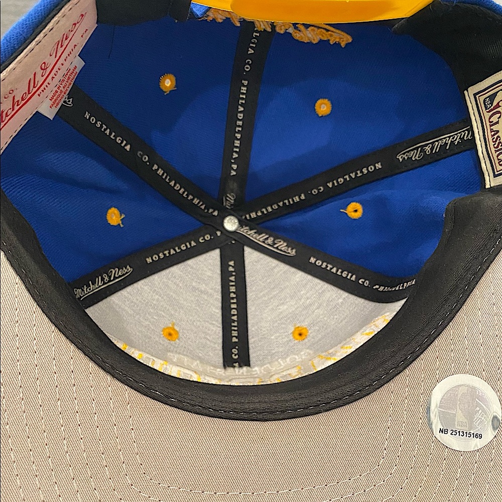 Snapback Hat - Picture 4 of 5